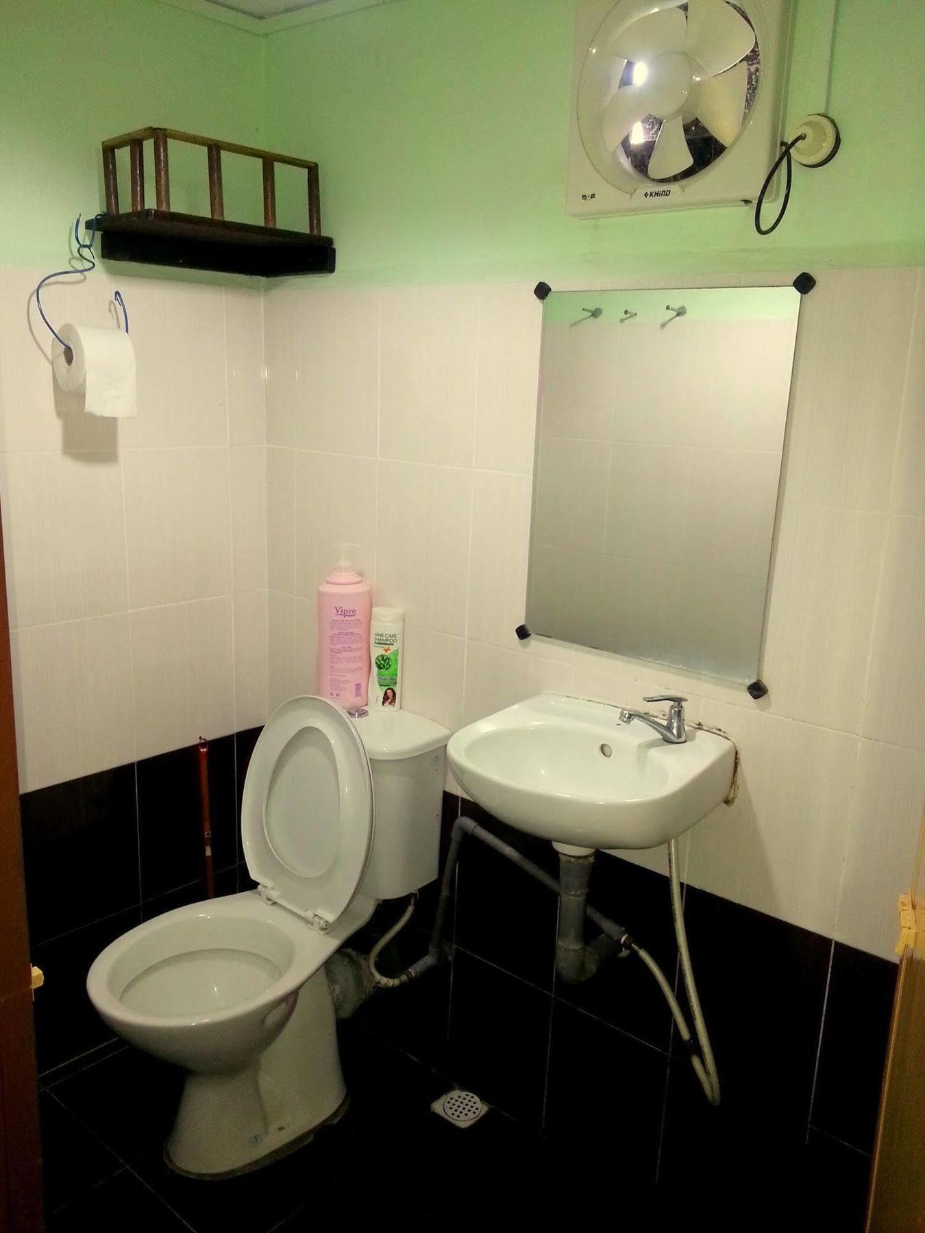 Pangkor Guesthouse Spk Kampong Sungai Udang Ngoại thất bức ảnh